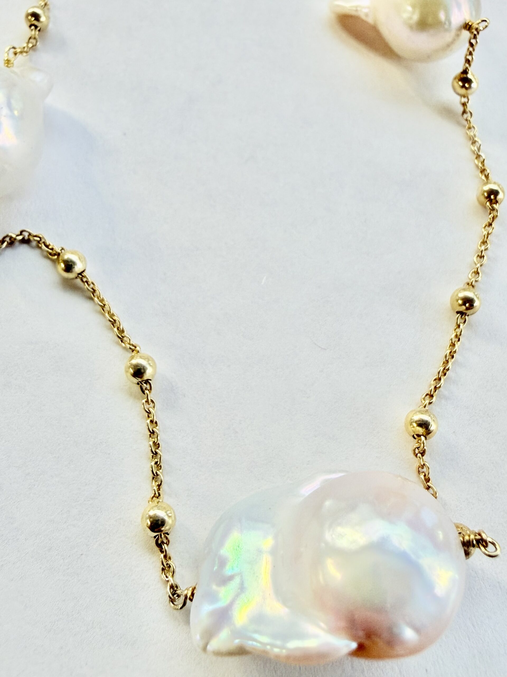 Elegancia Orgánica: Collar de Perlas Barrocas y Oro chapado en plata de ley. - Imagen 5